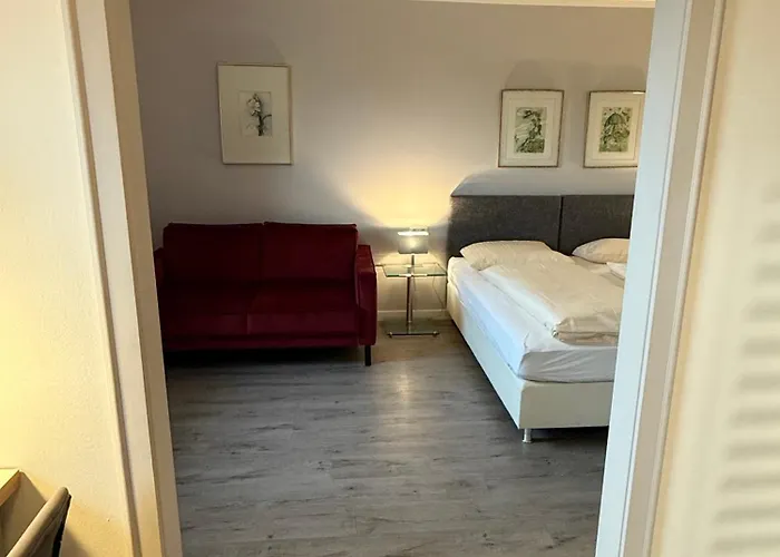 Apart-hotel Huber, Und Kirchheim bei Muenchen