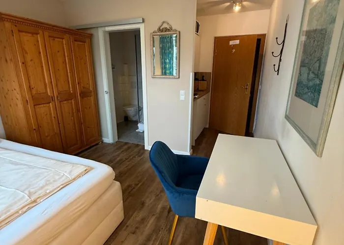 Apart-hotel Huber, Und Kirchheim bei Muenchen