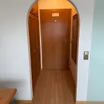Huber, Und شقة فندقية