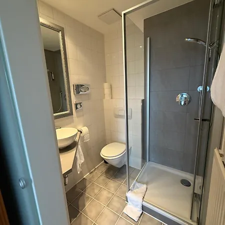 Aparthotel Huber, Und