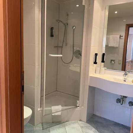 Aparthotel Huber, Und Kirchheim bei Muenchen