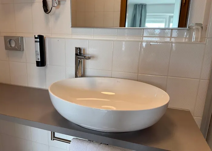 Lejlighedshotel Huber, Und